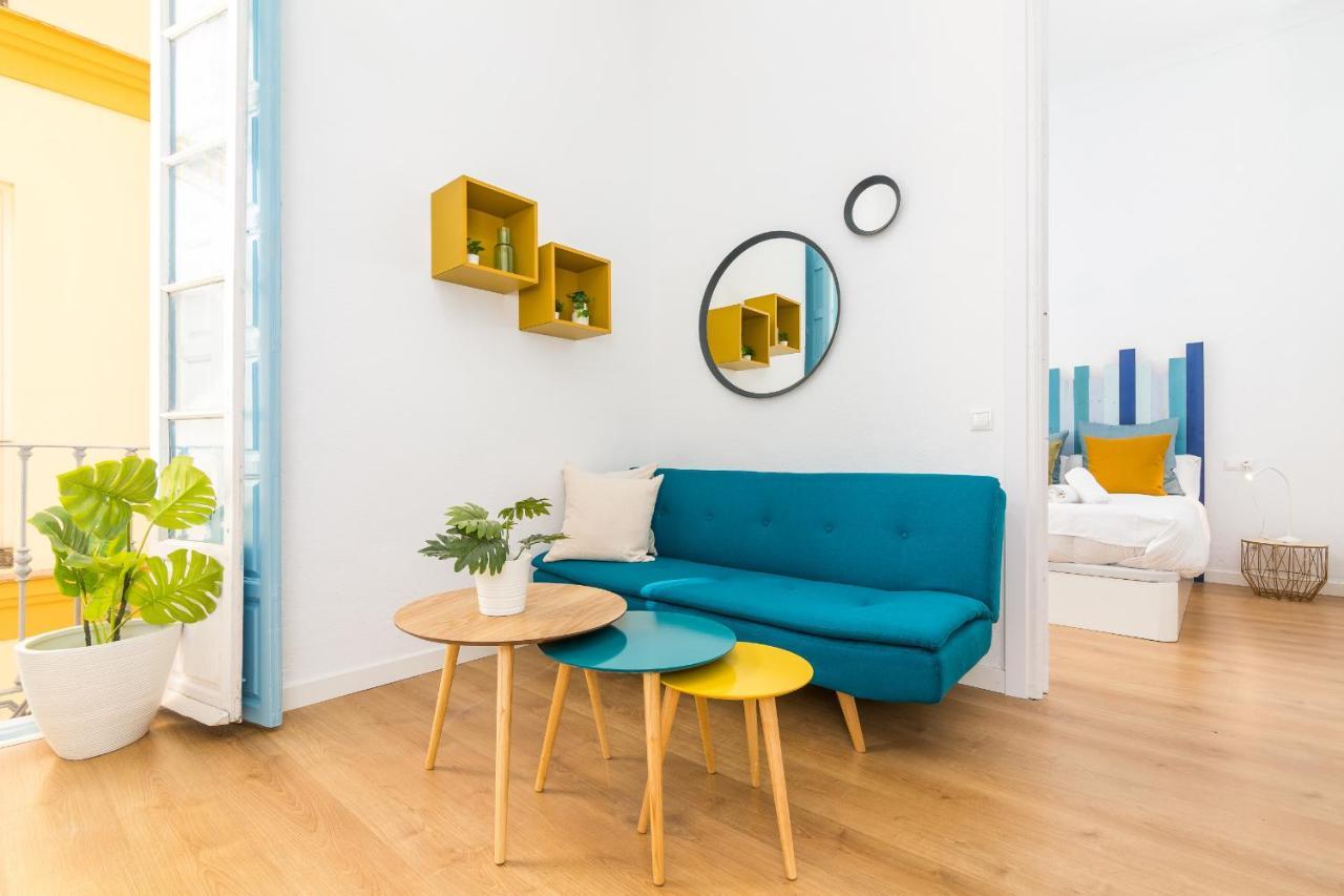 Suite Homes Apartamentos Plaza De La Merced Malaga Bagian luar foto