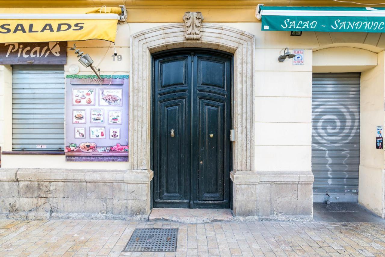 Suite Homes Apartamentos Plaza De La Merced Malaga Bagian luar foto