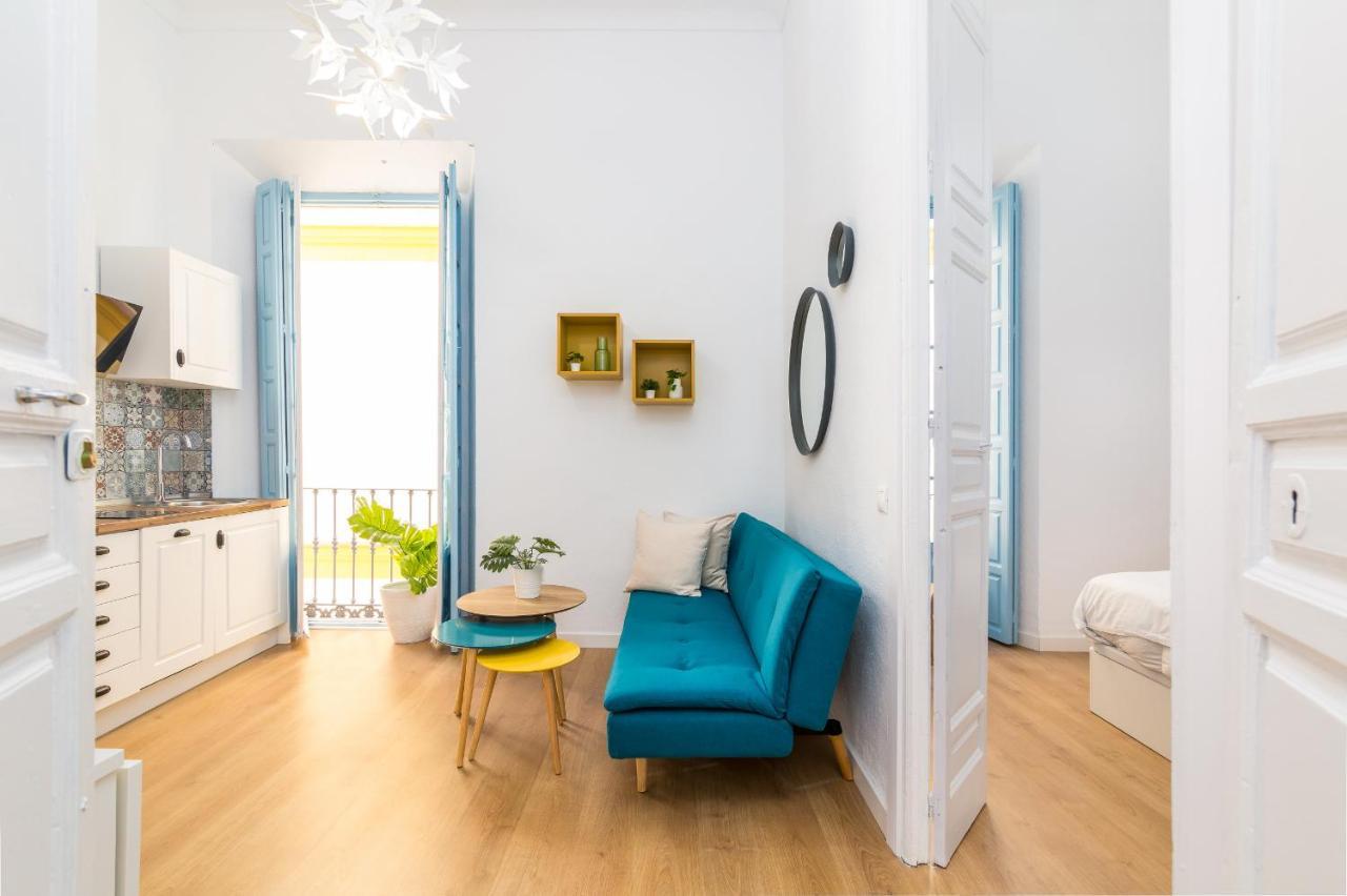 Suite Homes Apartamentos Plaza De La Merced Malaga Bagian luar foto