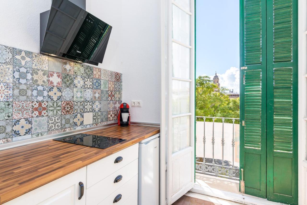 Suite Homes Apartamentos Plaza De La Merced Malaga Bagian luar foto